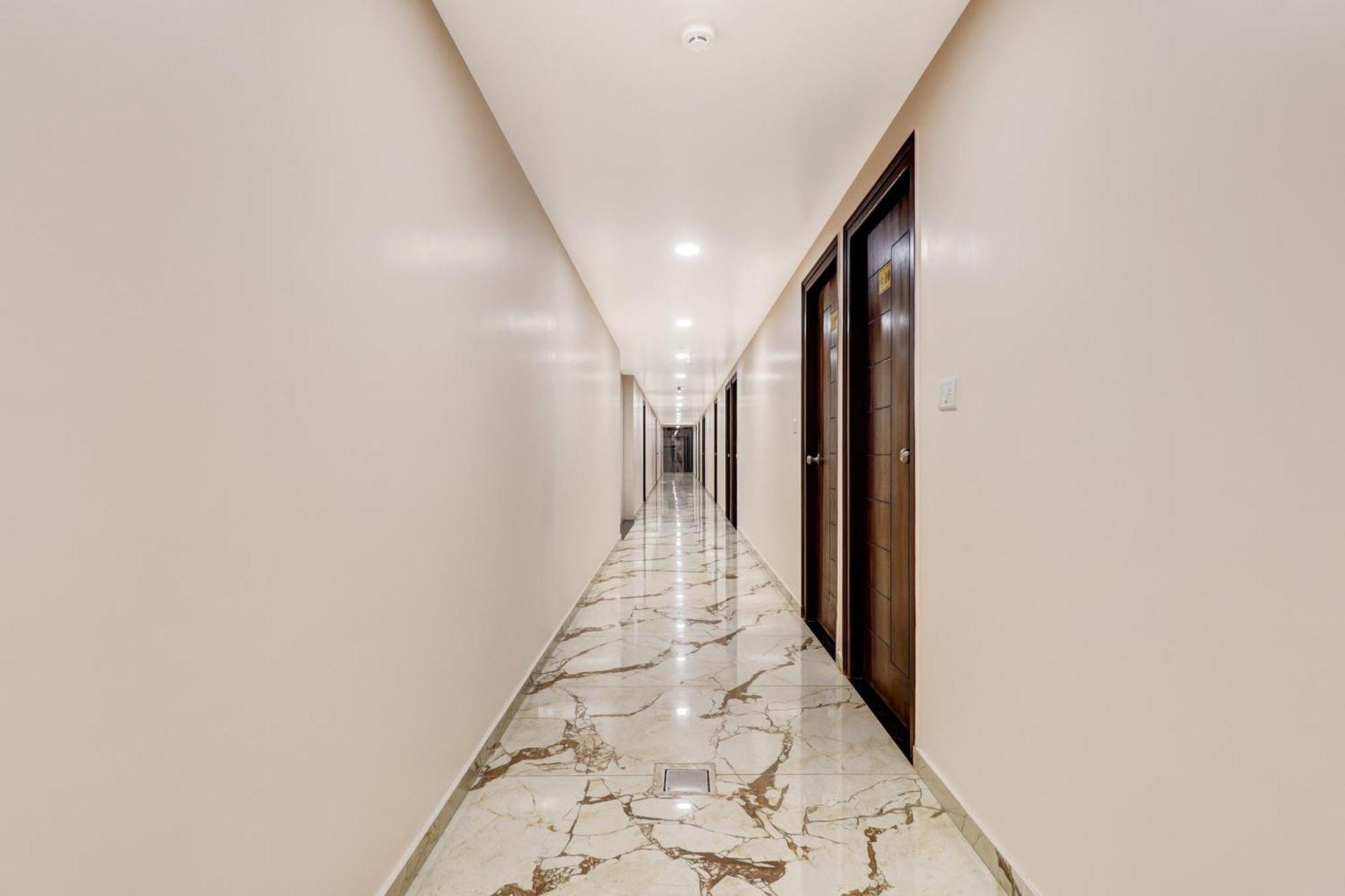 Super Townhouse Arekere Near Mithai Mahal Bangalore Exterior foto